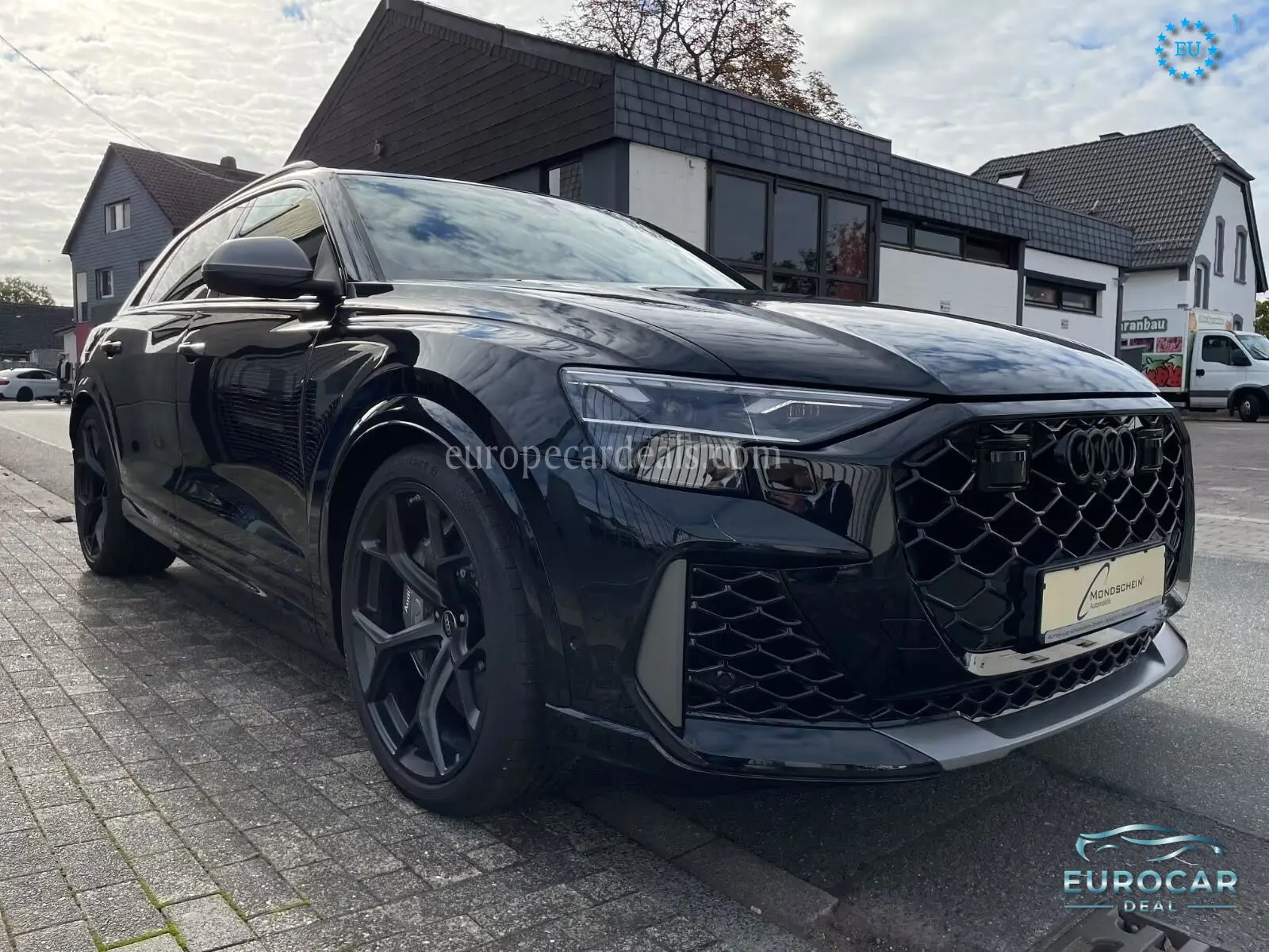 Audi RSQ8