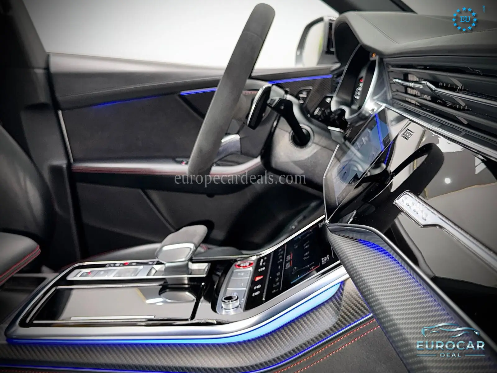 Audi RSQ8