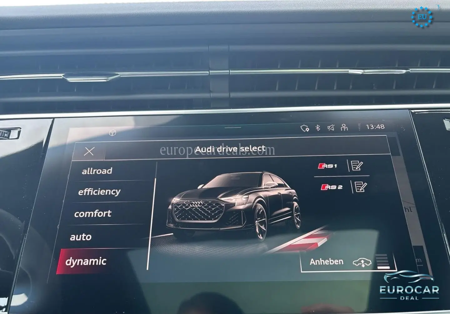 Audi RSQ8