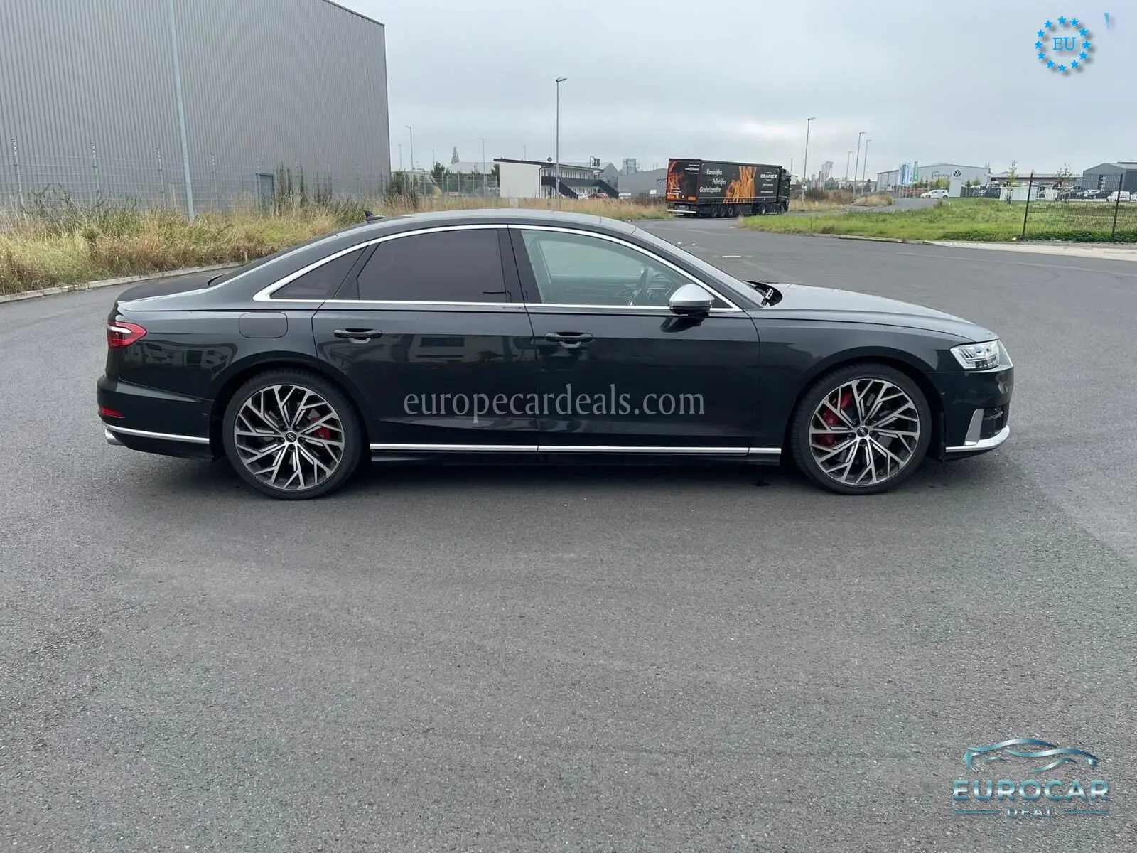Audi S8