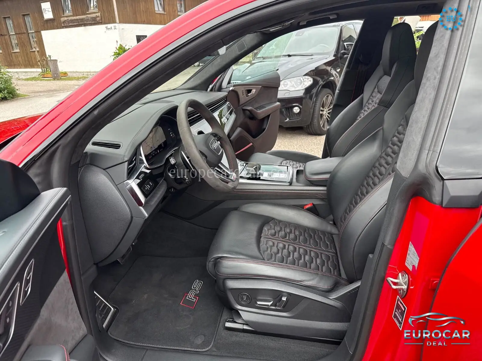 Audi RSQ8