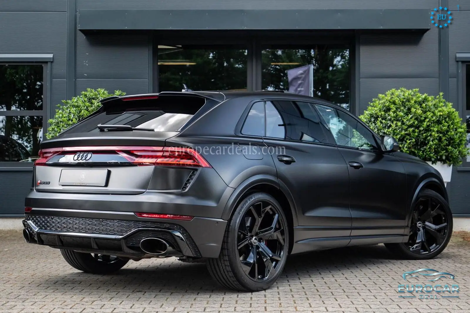 Audi RSQ8