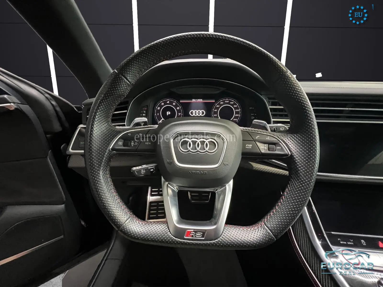 Audi RSQ8