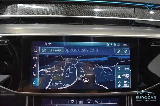 Audi S8
