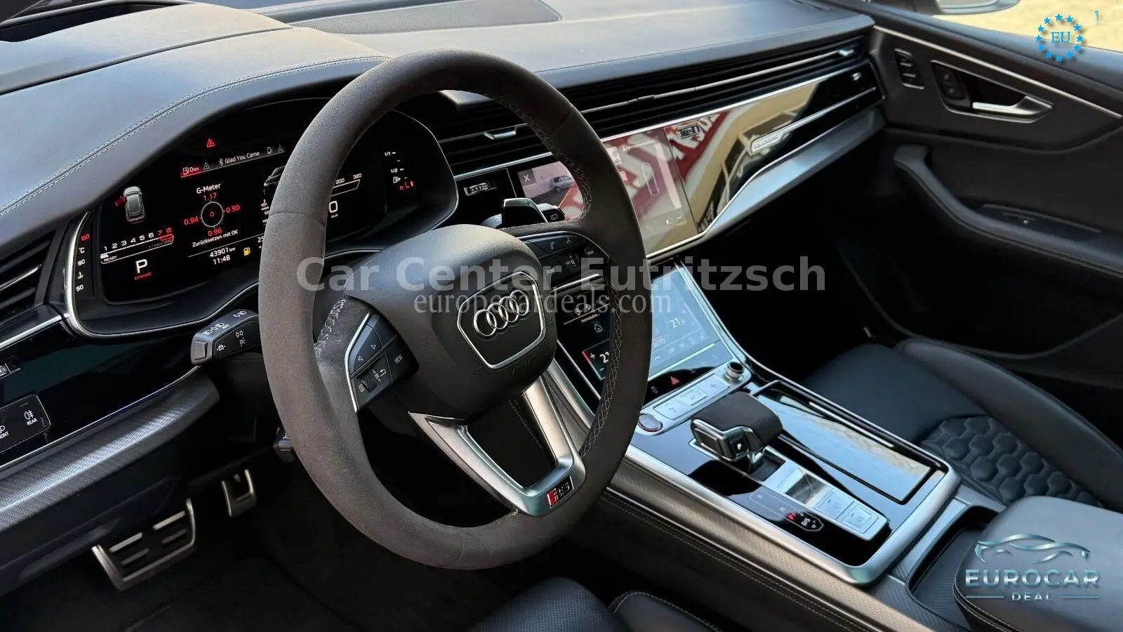 Audi RSQ8