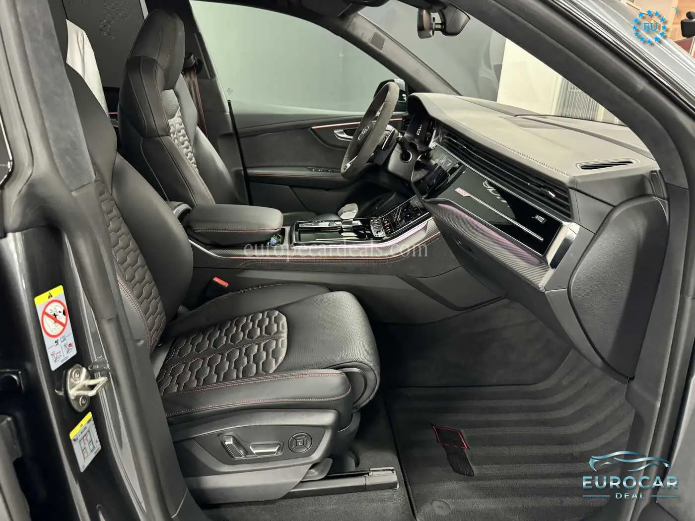 Audi RSQ8