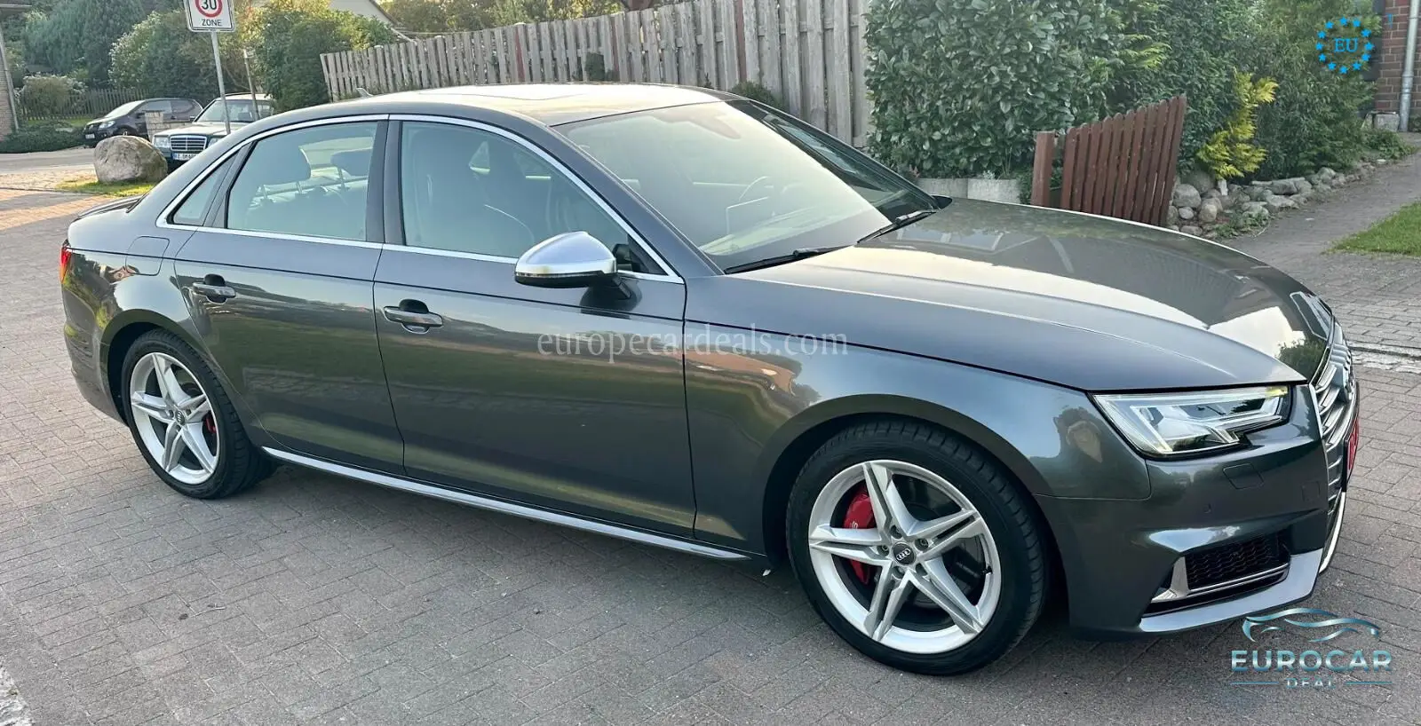Audi S4