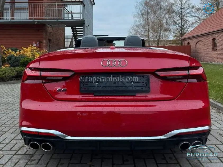 Audi S5