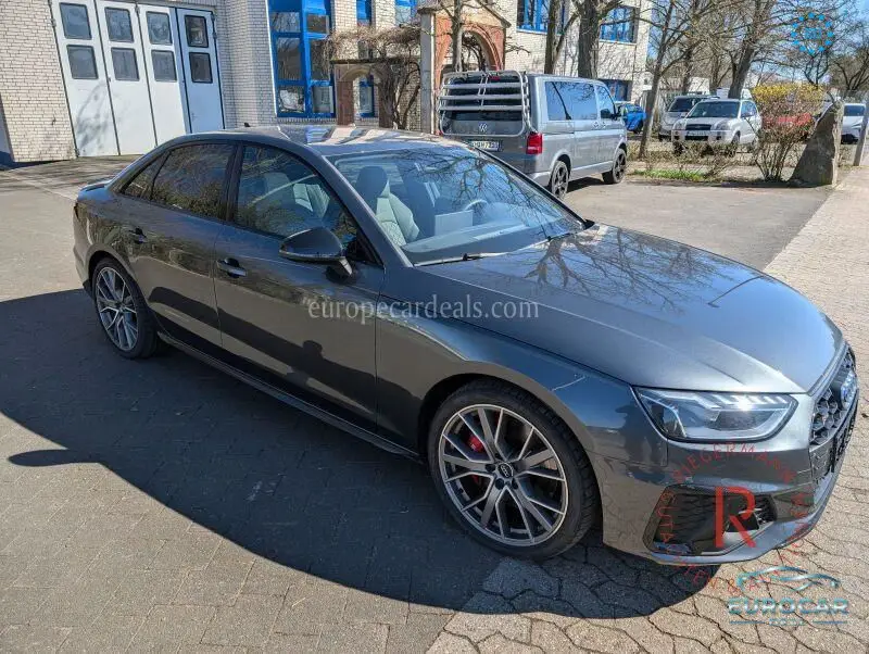 Audi S4