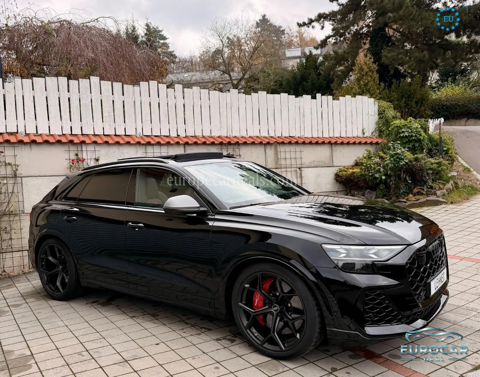 Audi RSQ8