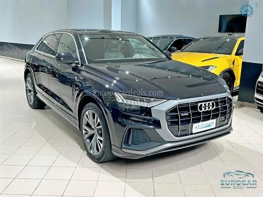 Audi Q8