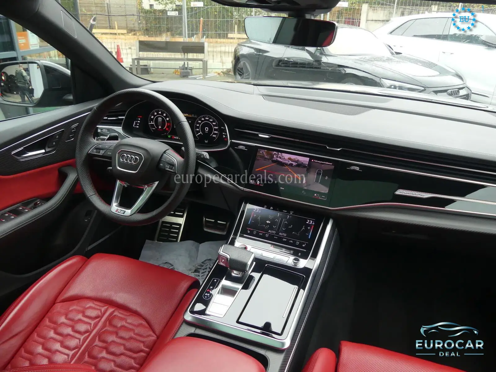 Audi RSQ8