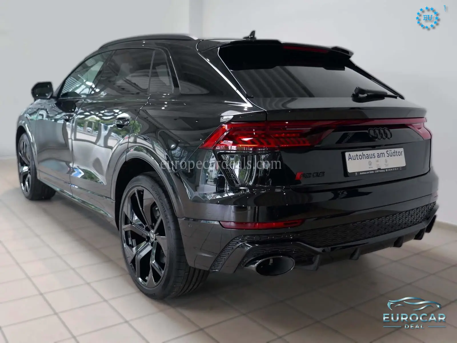 Audi RSQ8