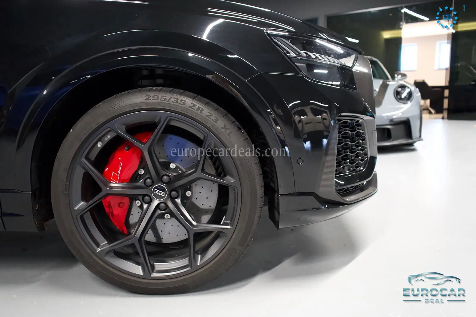 Audi RSQ8