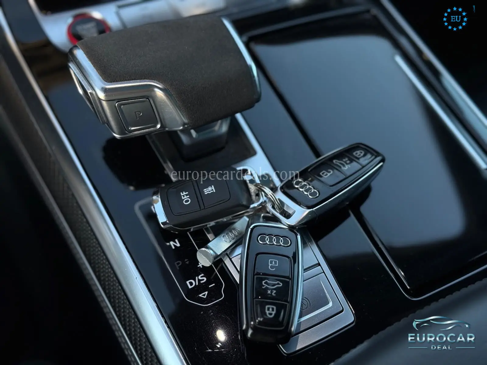 Audi RSQ8