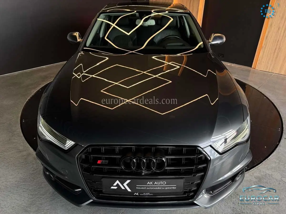Audi S6