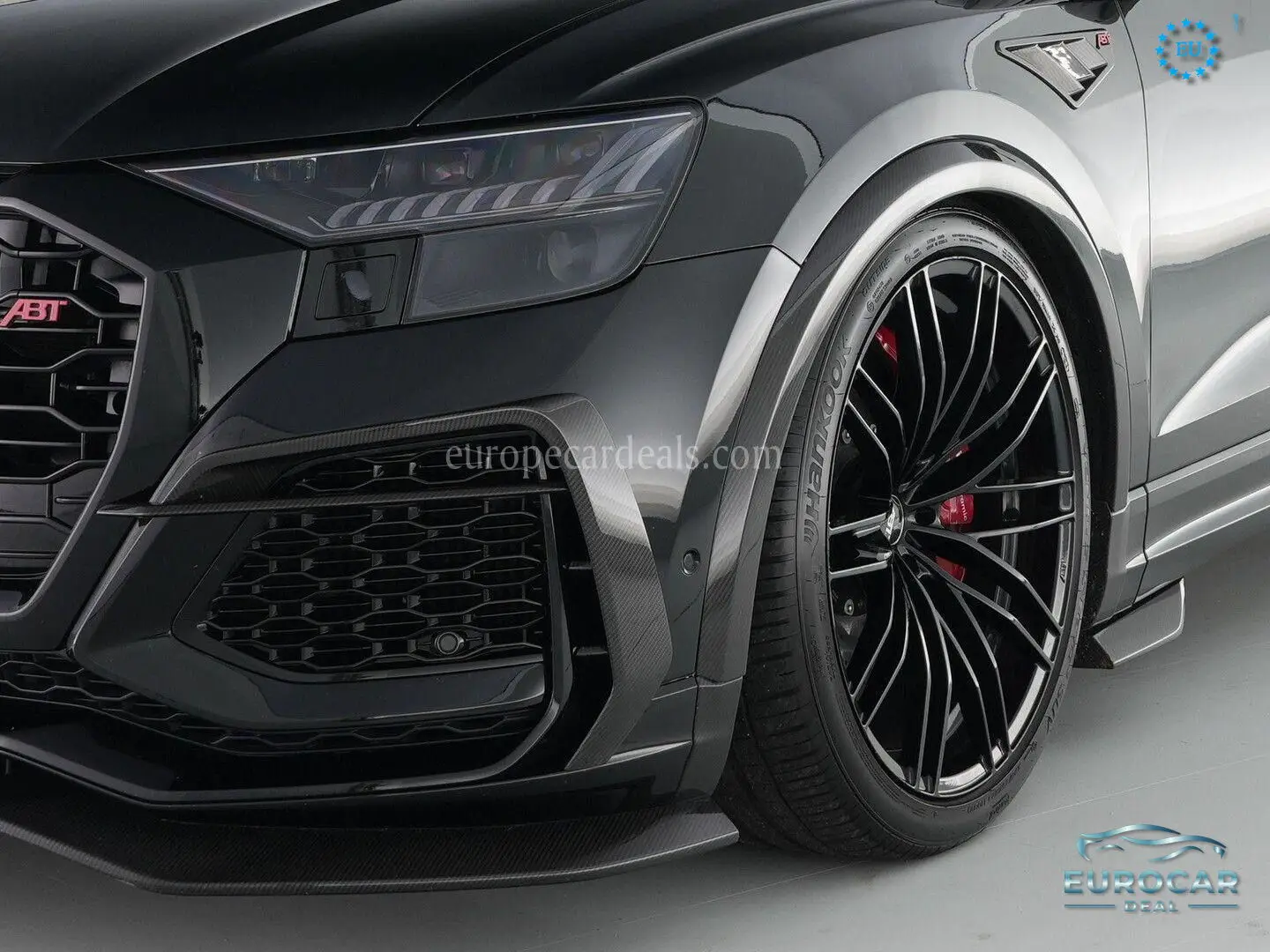Audi RSQ8