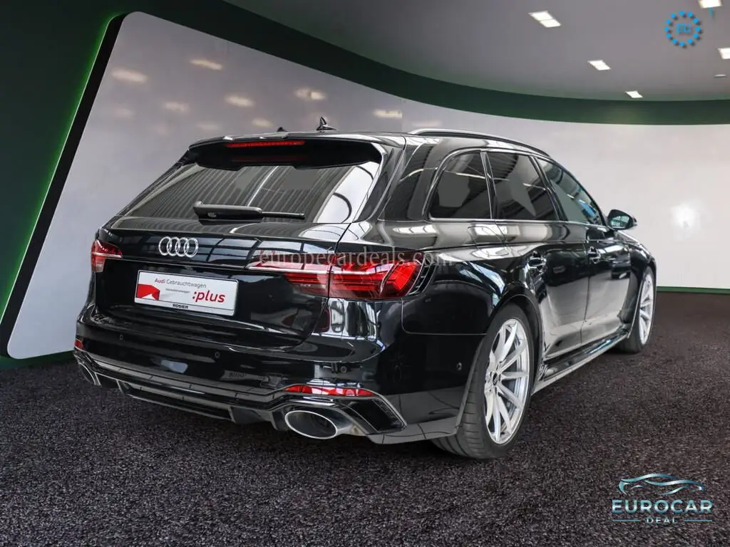 Audi RS4