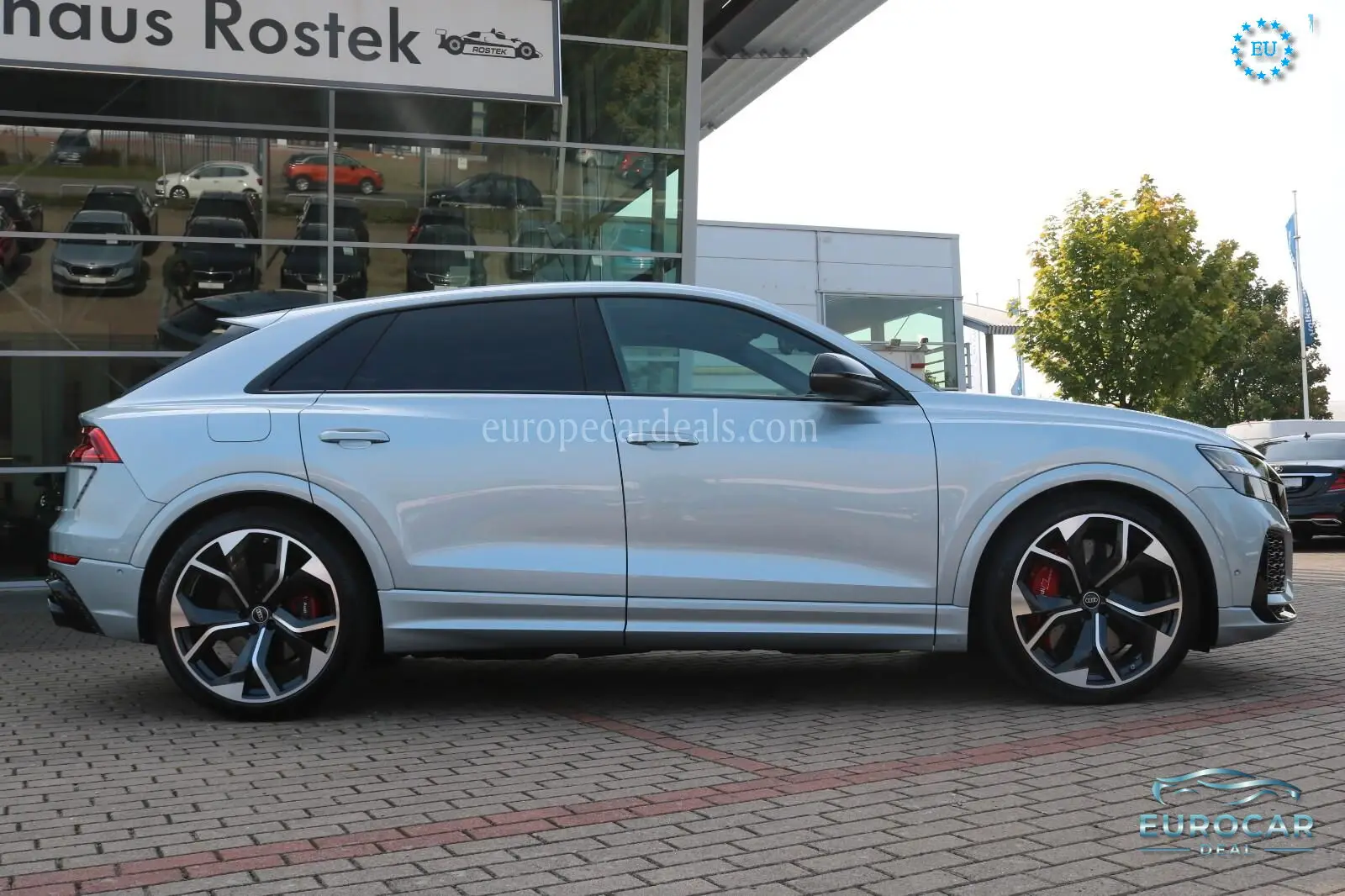 Audi RSQ8