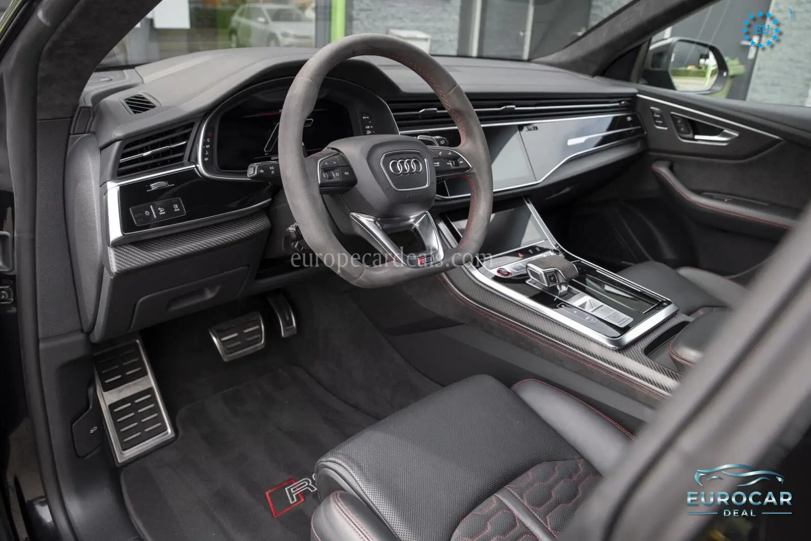 Audi RSQ8