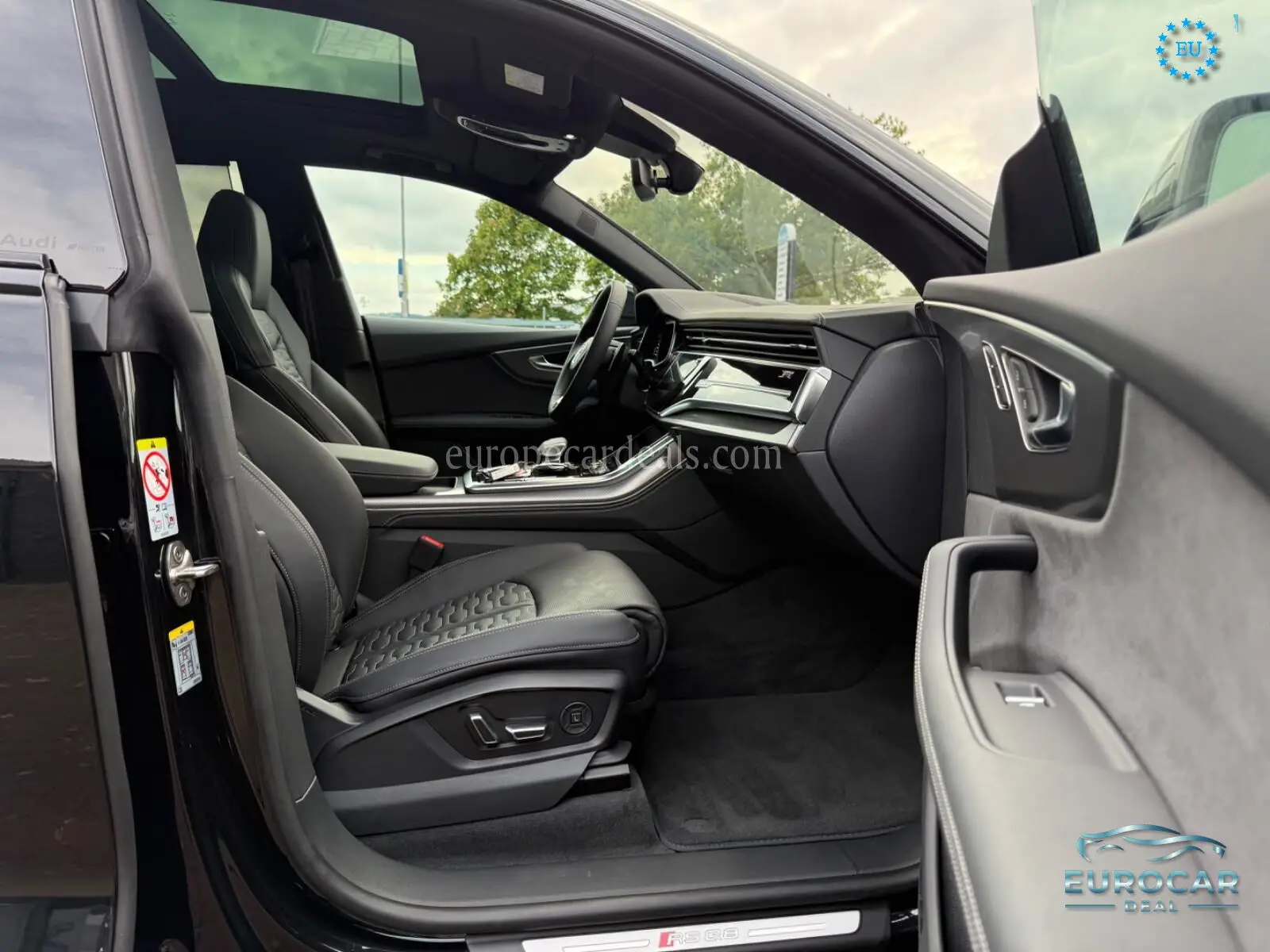 Audi RSQ8