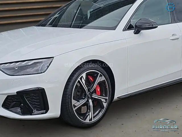 Audi S4