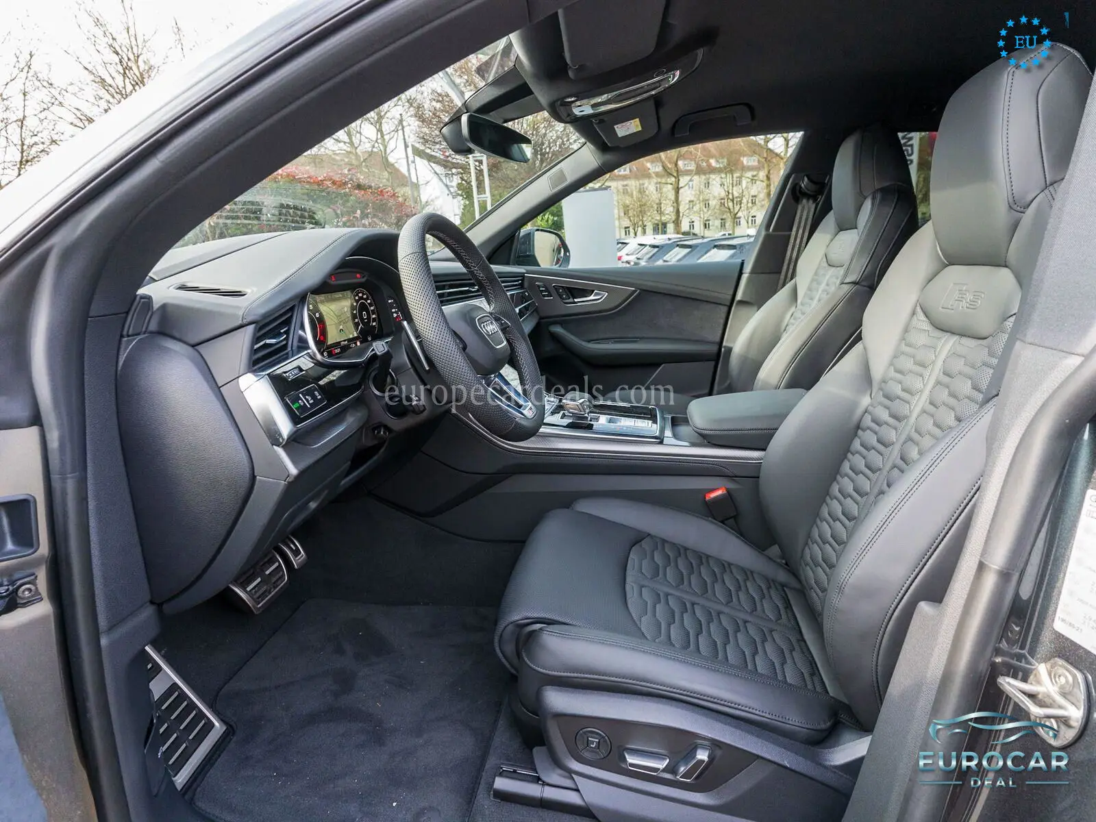 Audi RSQ8