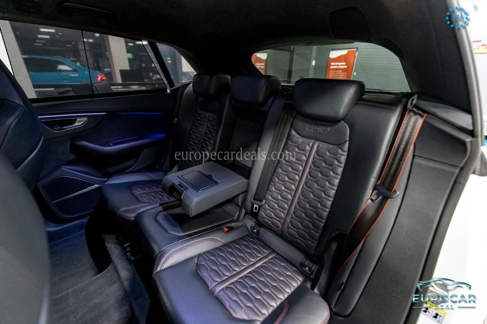 Audi RSQ8