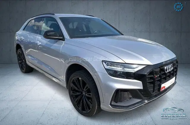 Audi SQ8