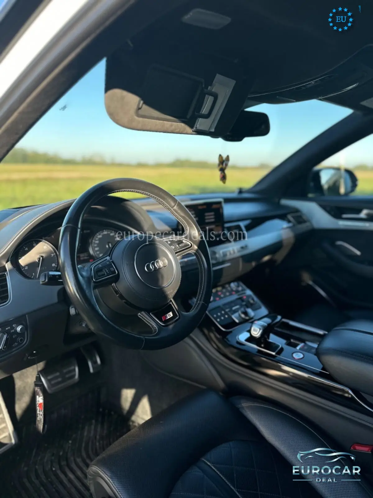 Audi S8