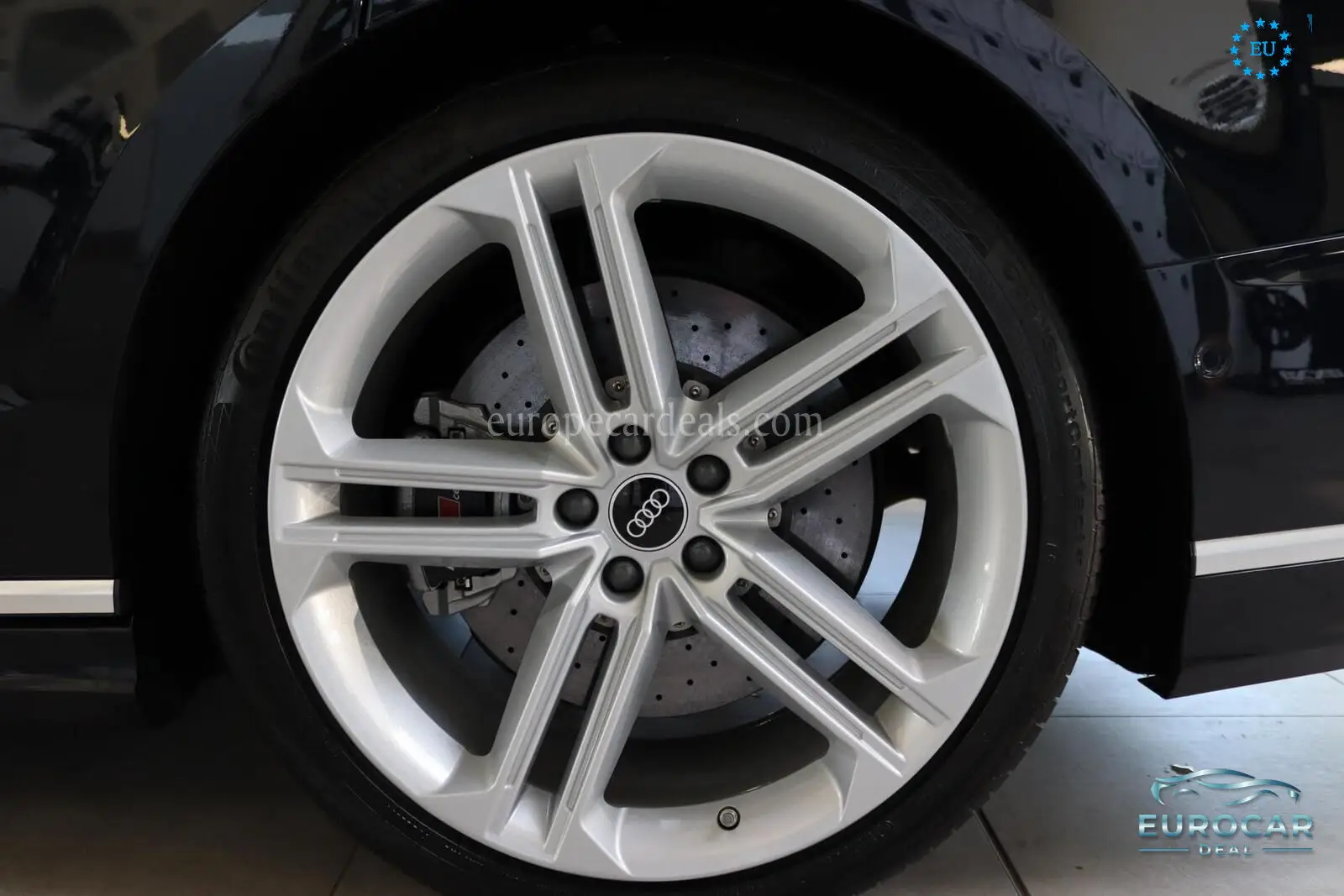 Audi S8