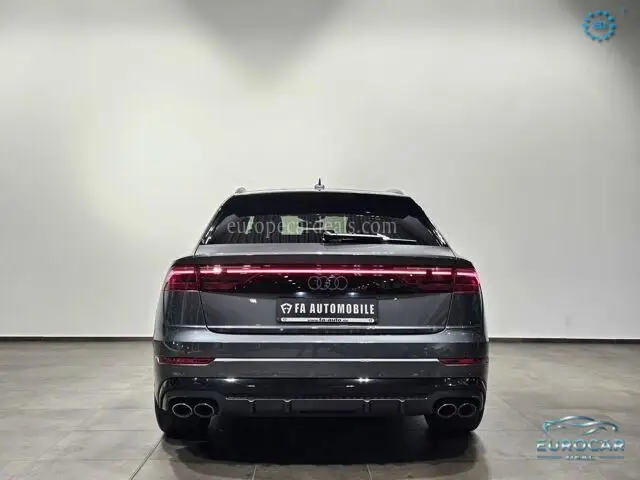 Audi SQ8