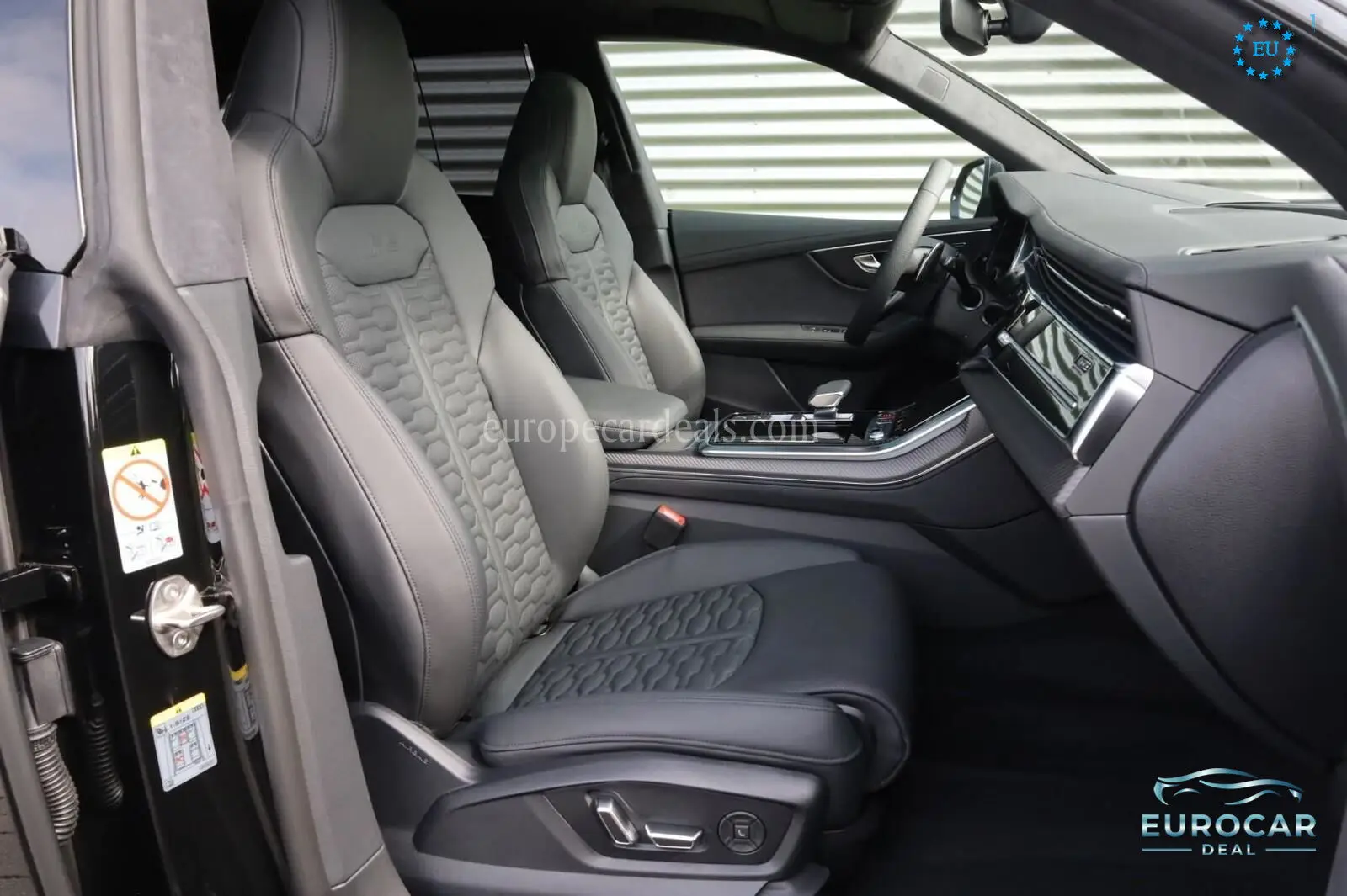 Audi RSQ8