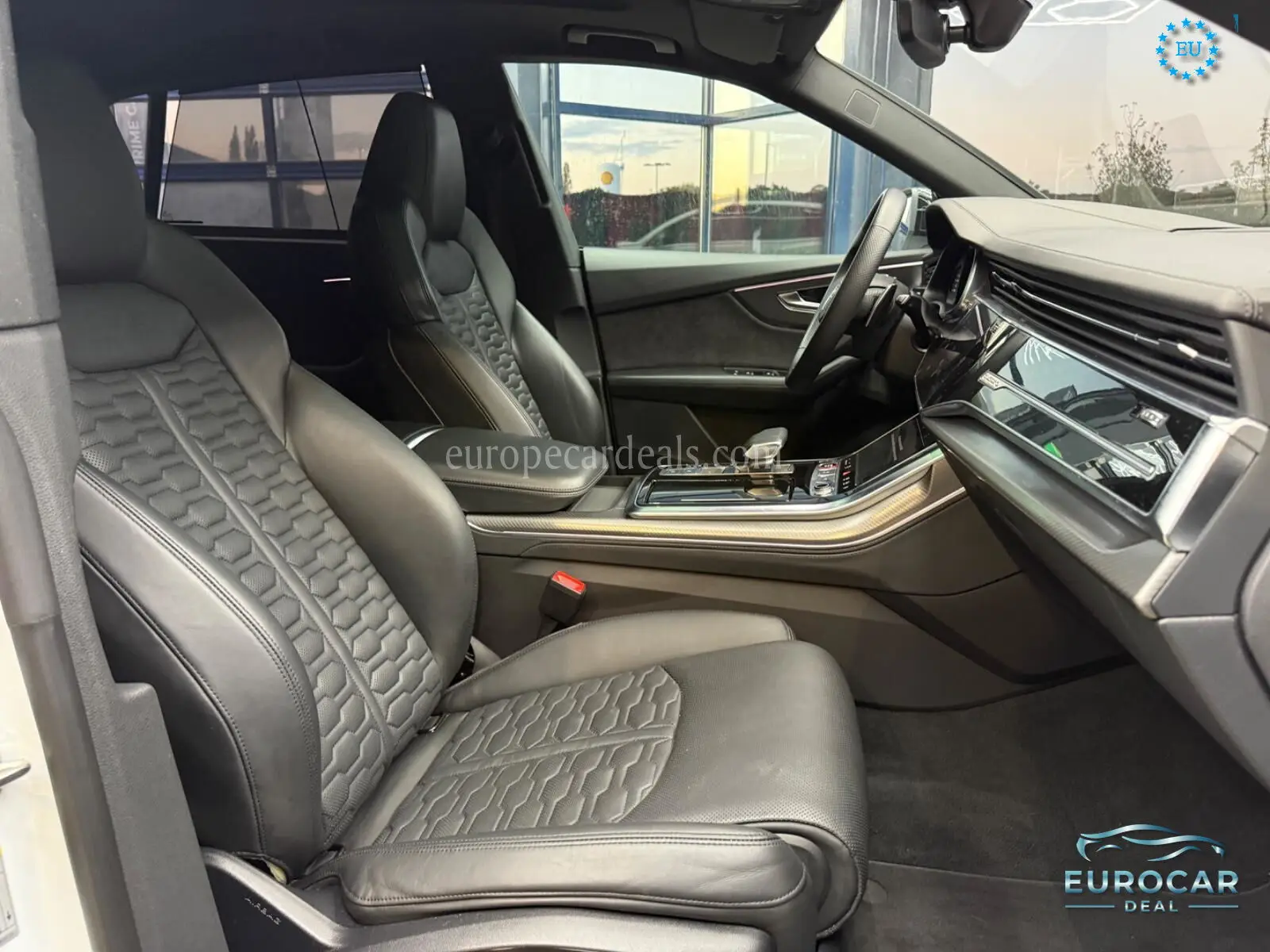 Audi RSQ8