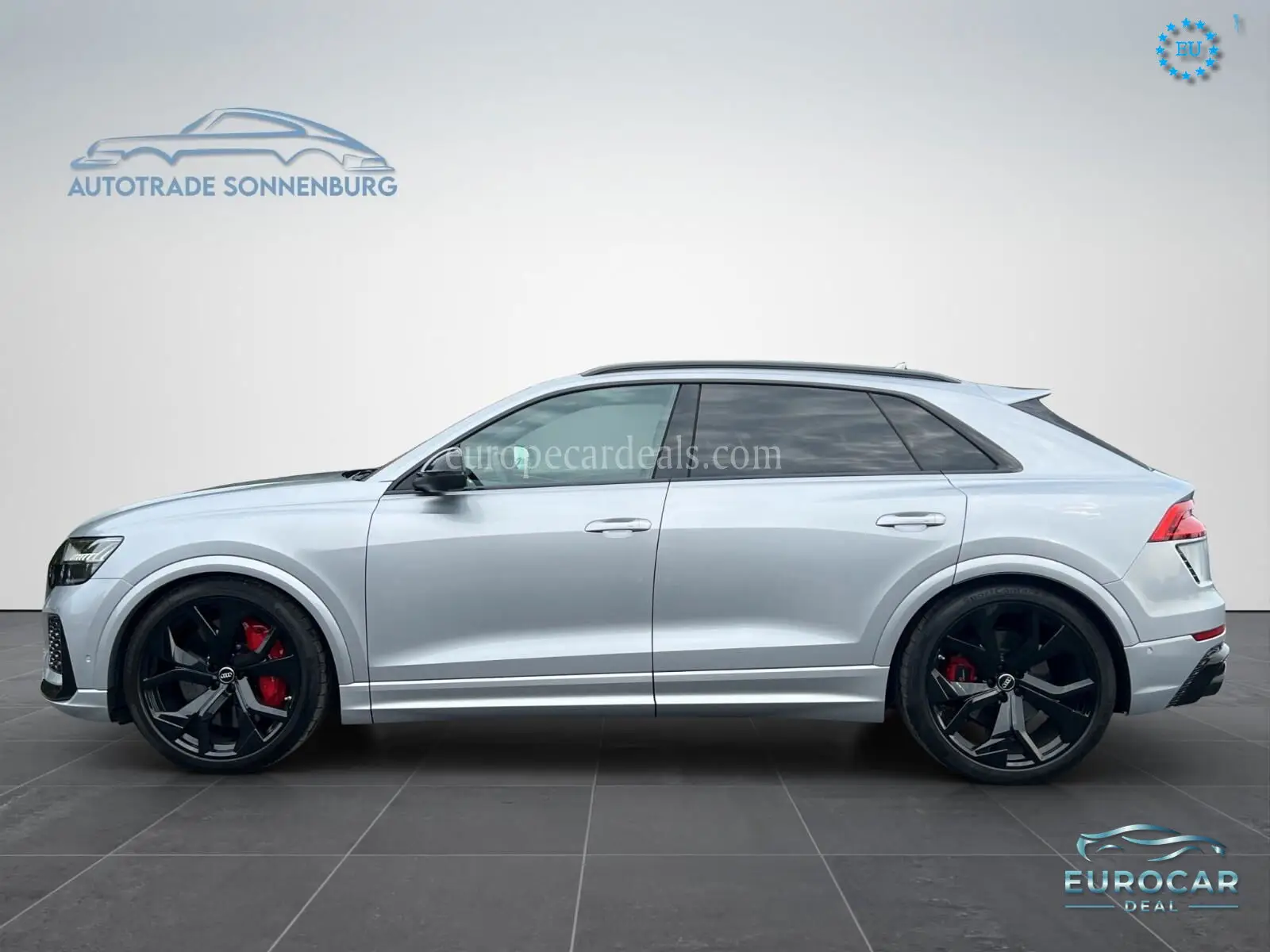 Audi RSQ8