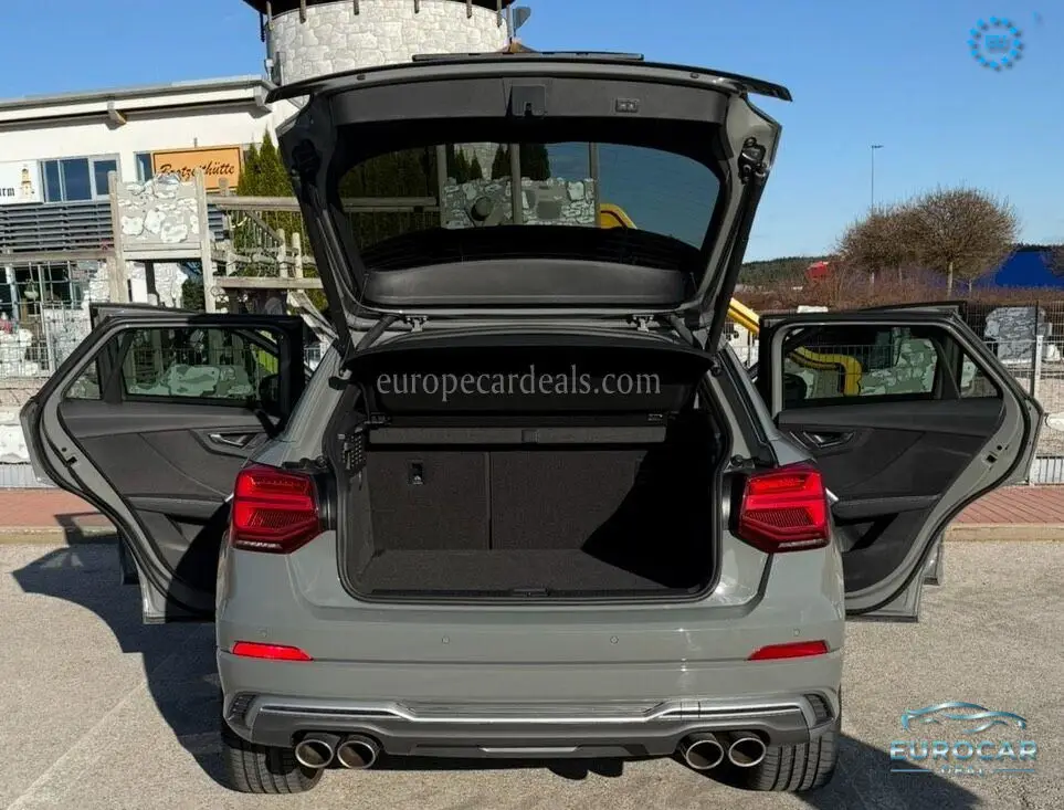 Audi SQ2