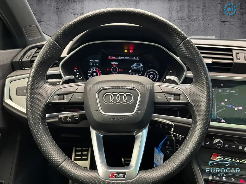 Audi RSQ3
