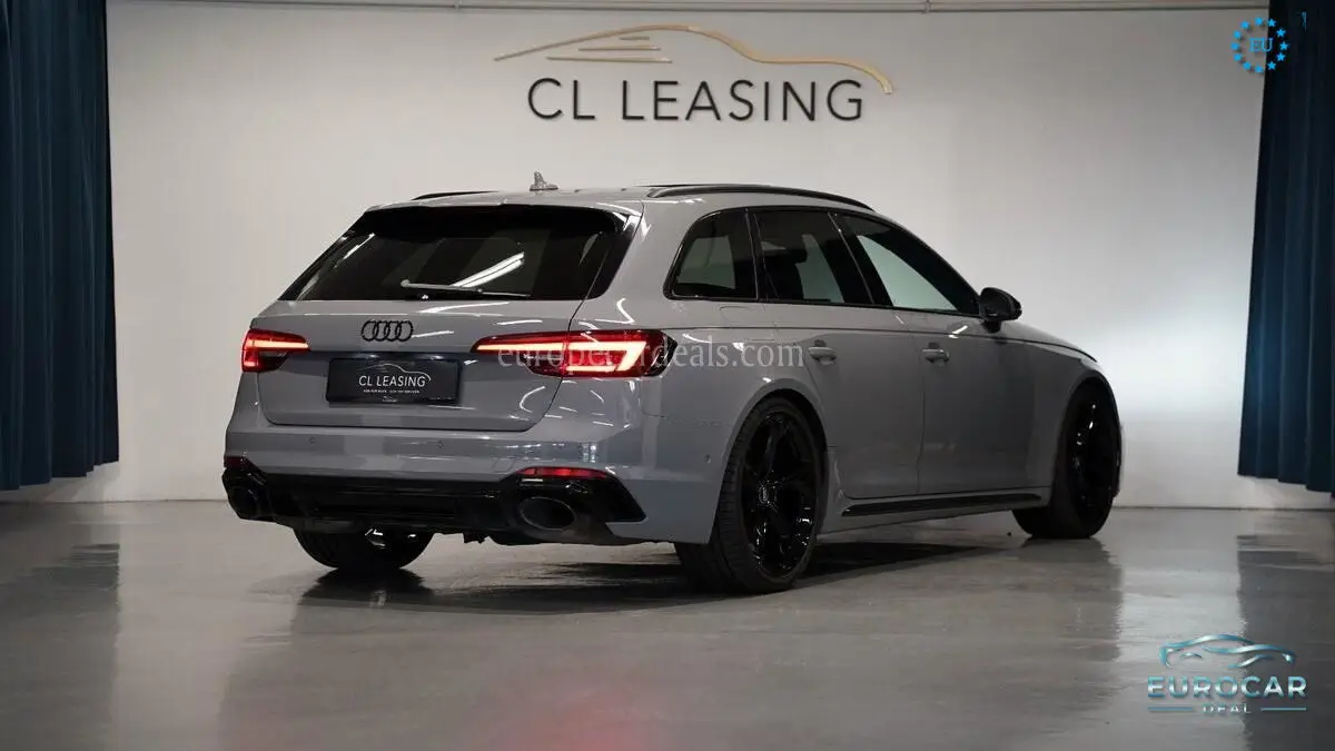 Audi RS4