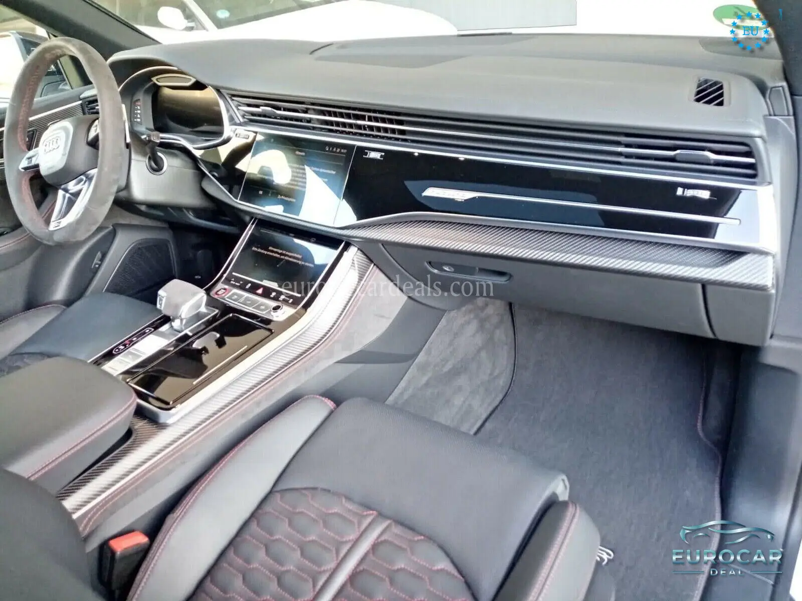 Audi RSQ8