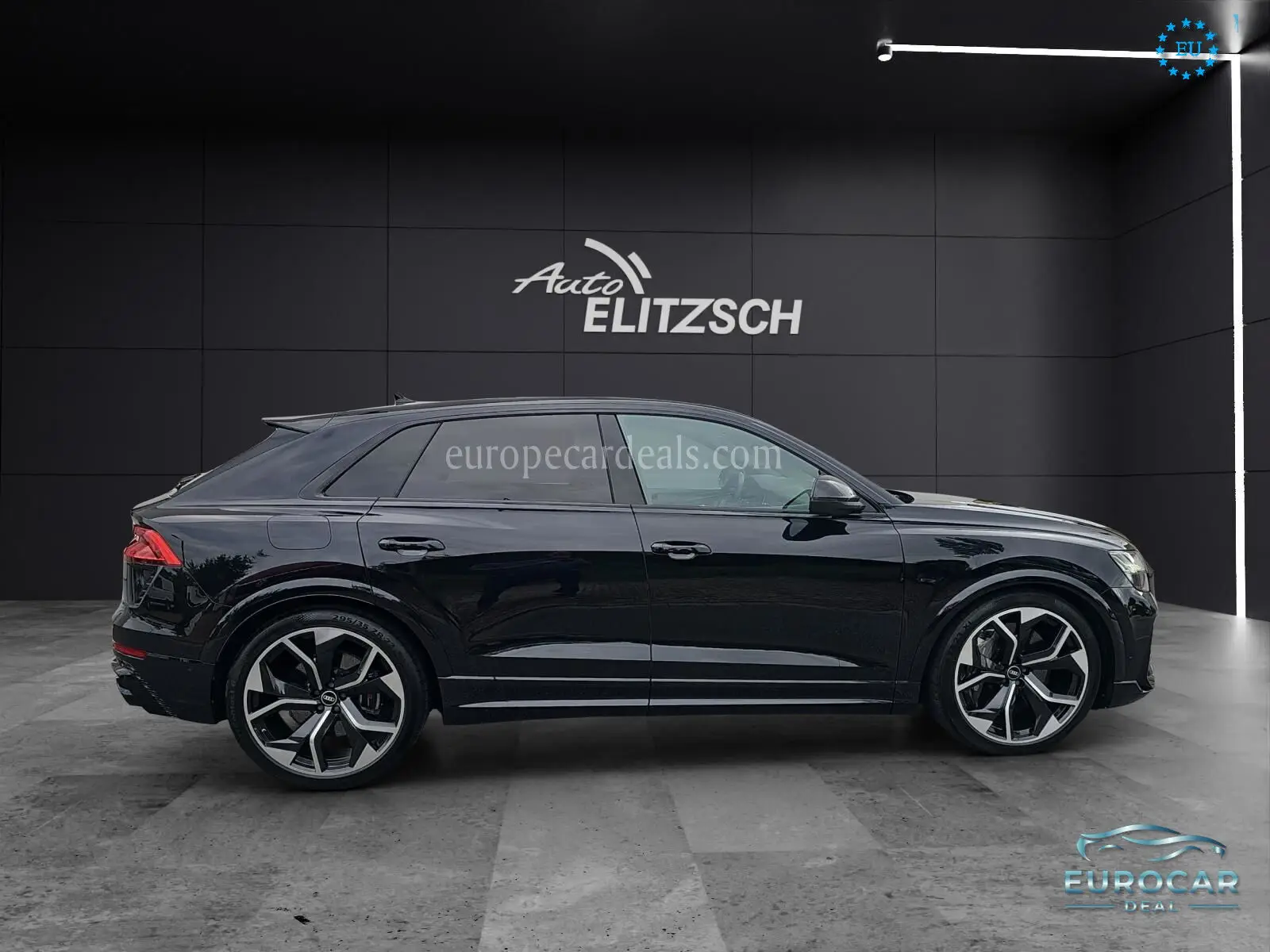 Audi RSQ8