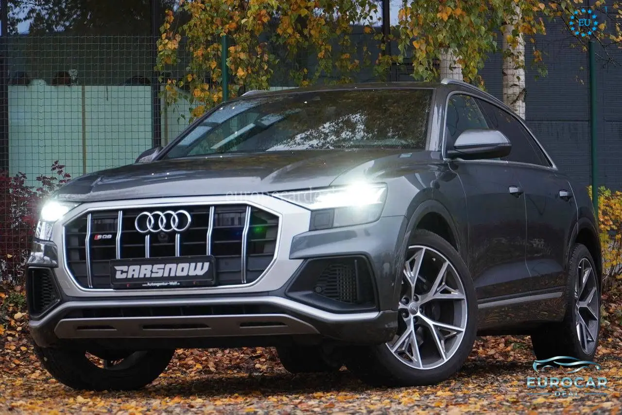 Audi SQ8