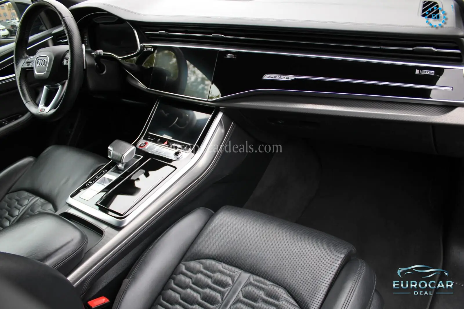 Audi RSQ8