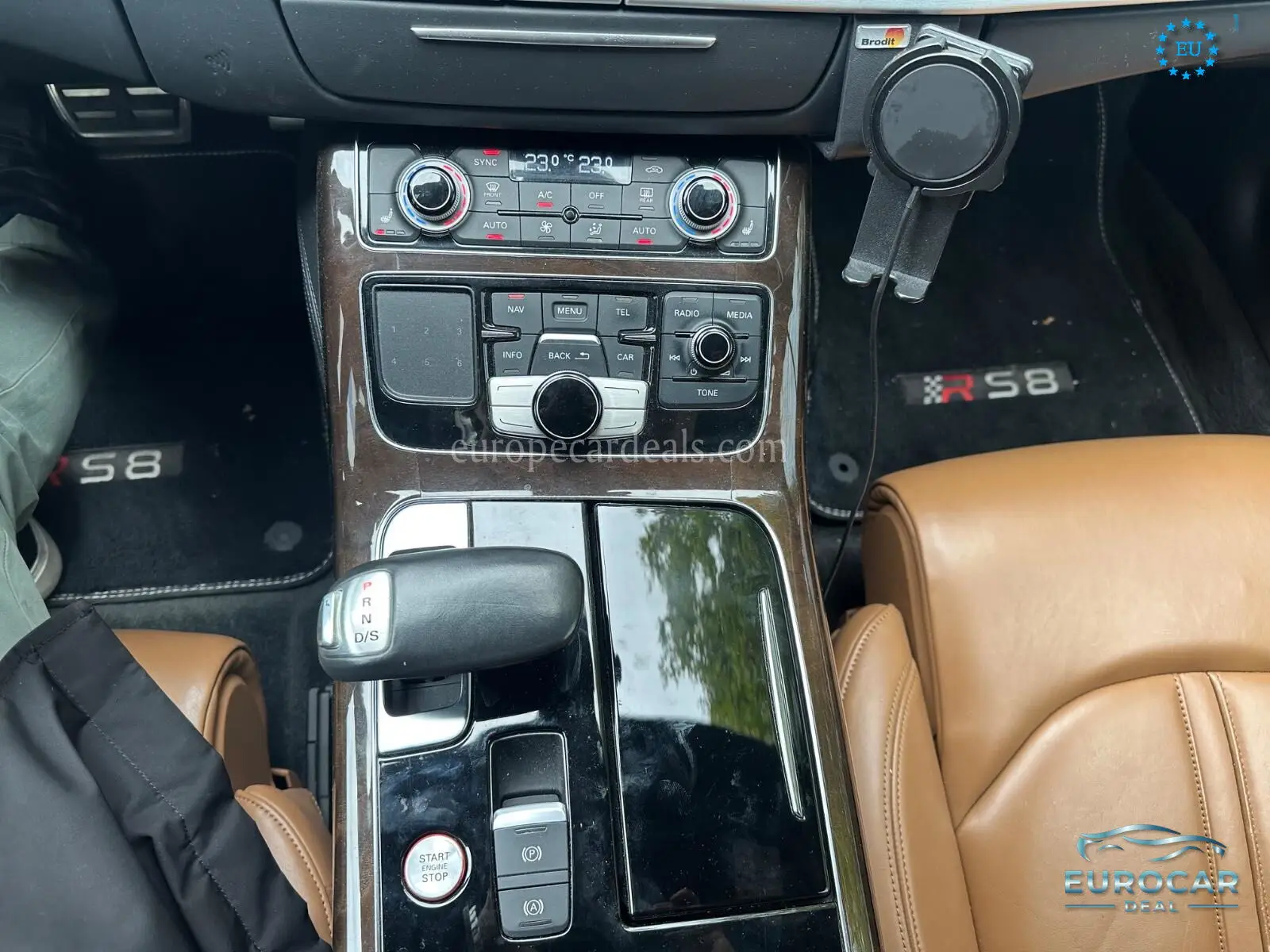 Audi S8