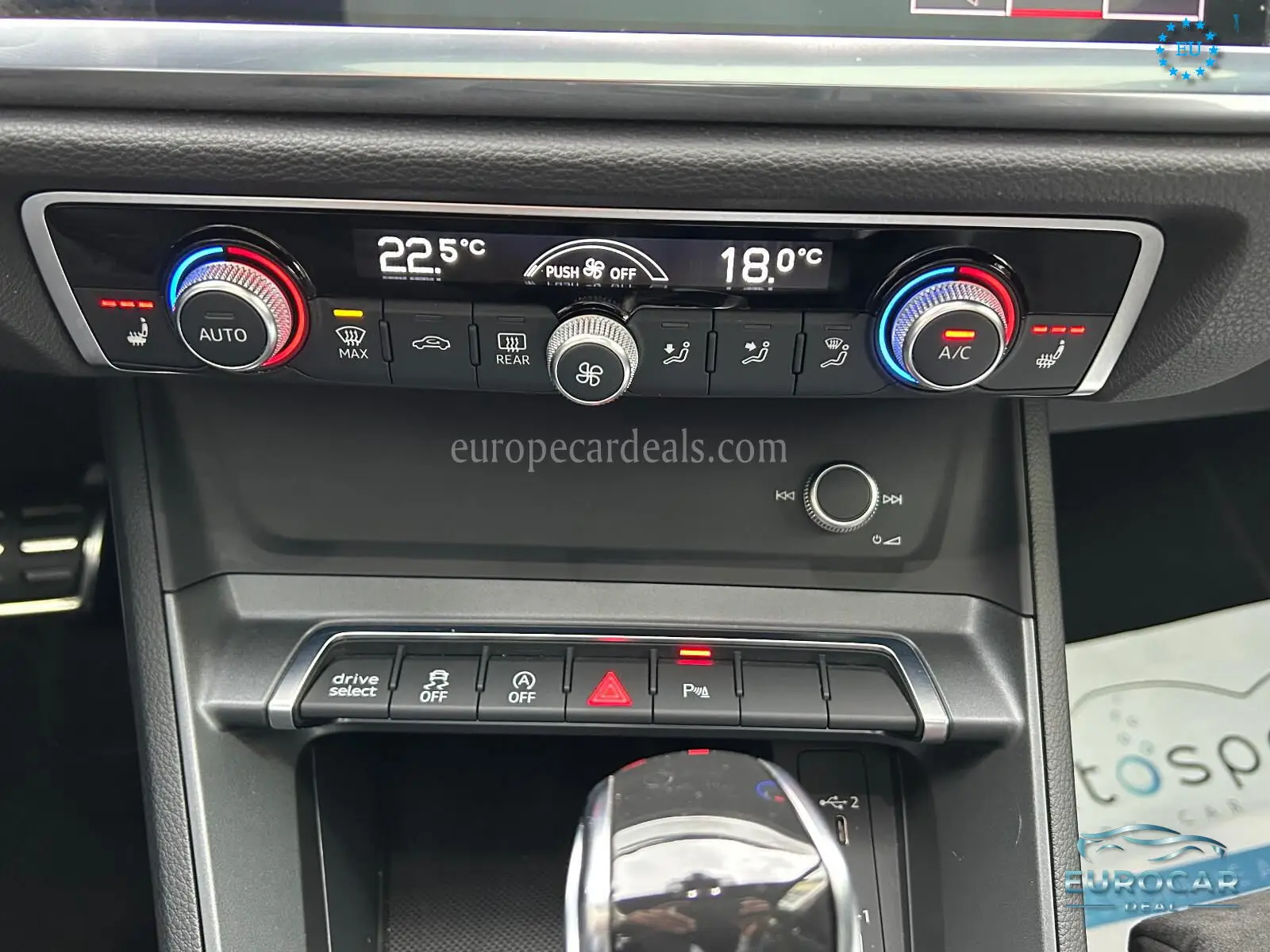 Audi RSQ3
