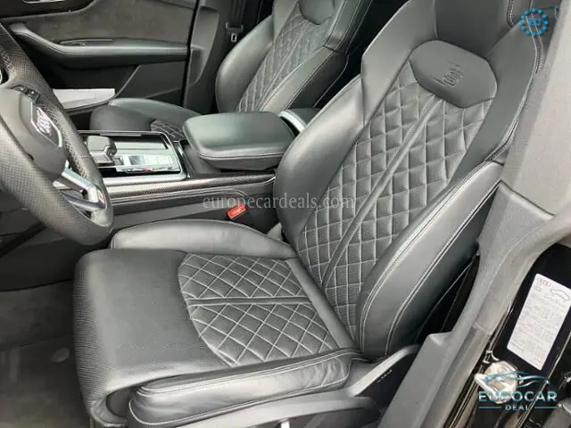 Audi SQ8
