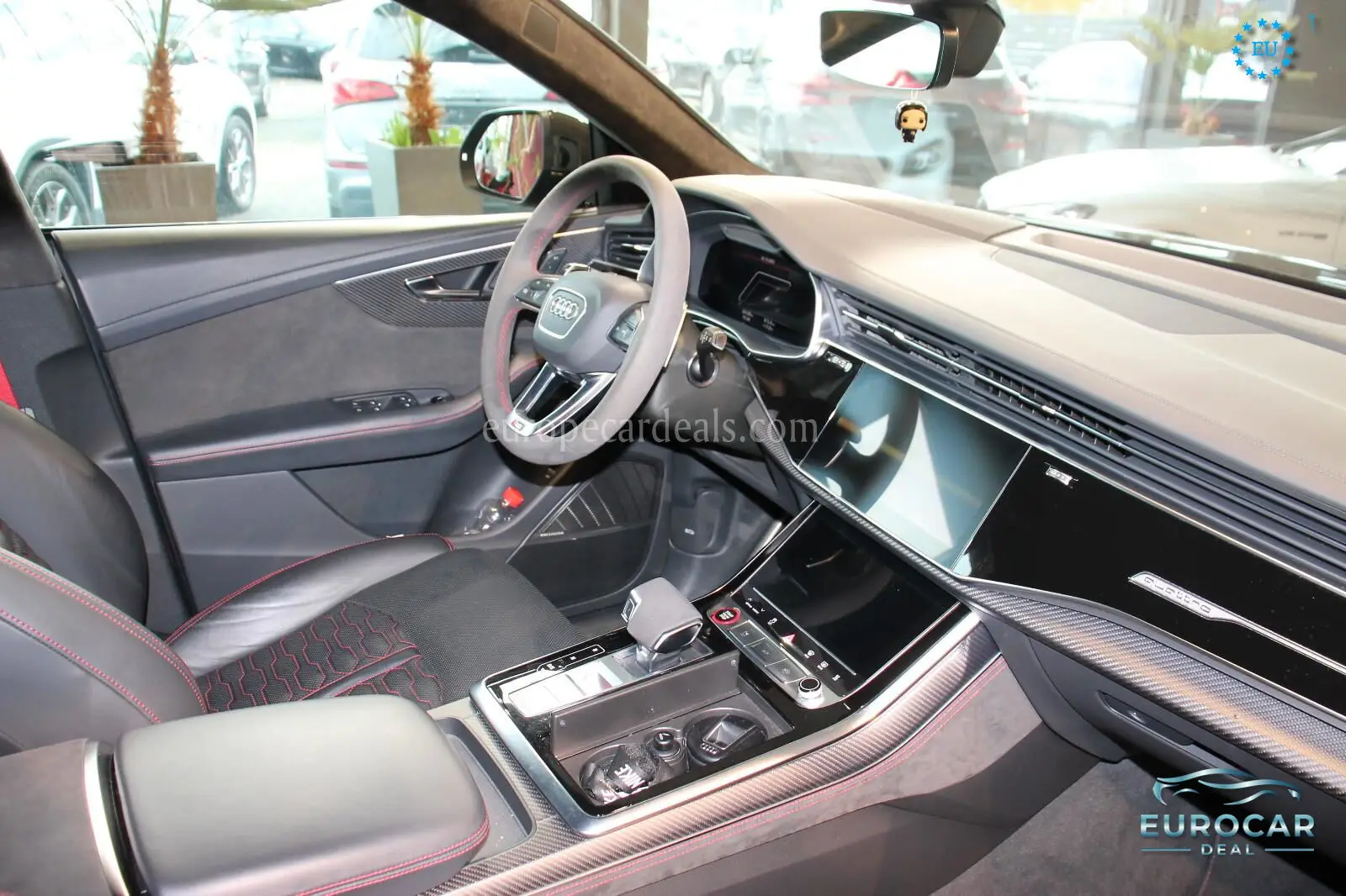 Audi RSQ8