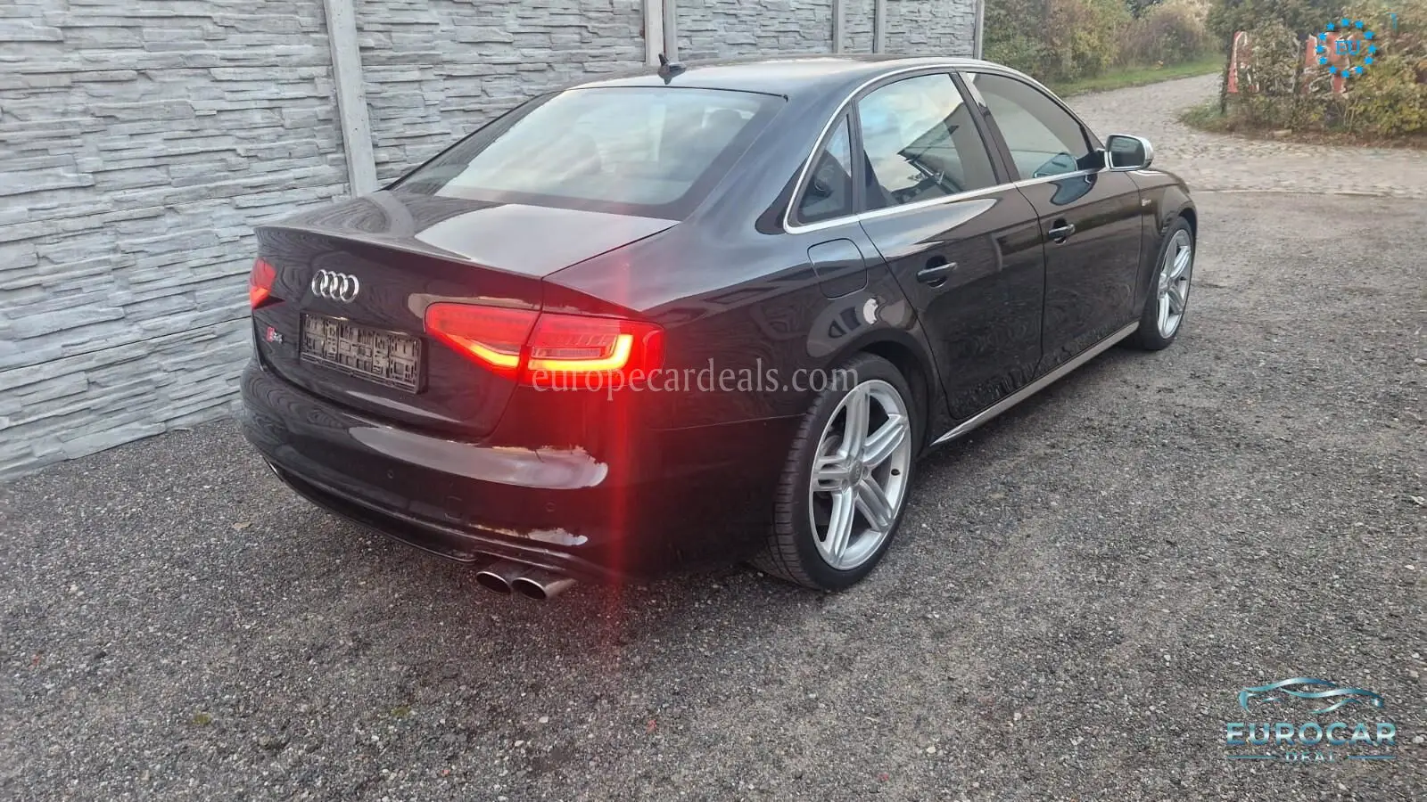 Audi S4
