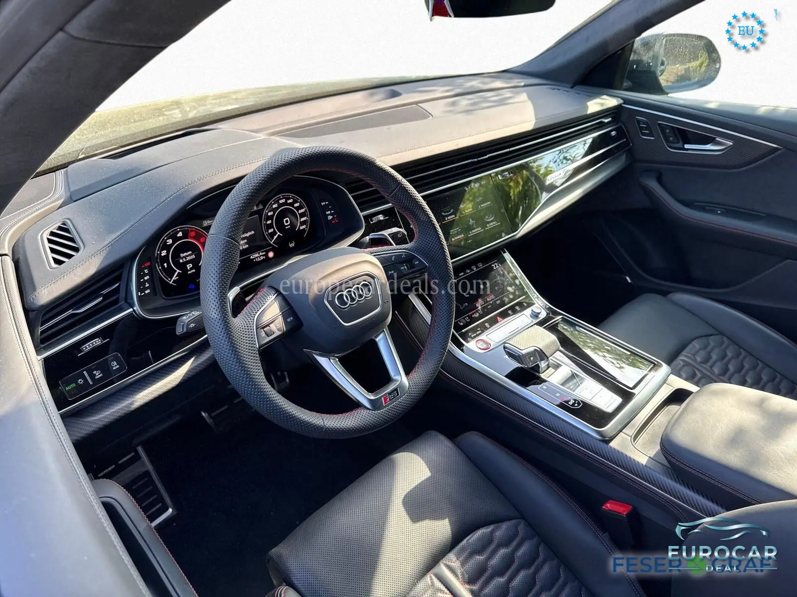Audi RSQ8