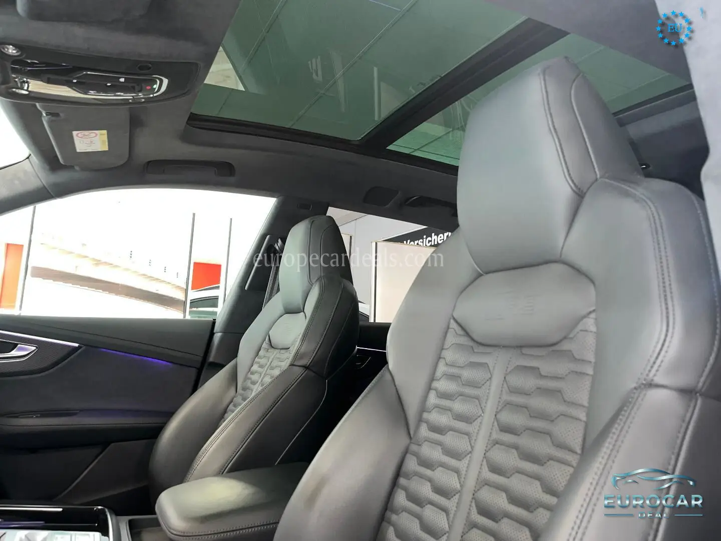 Audi RSQ8