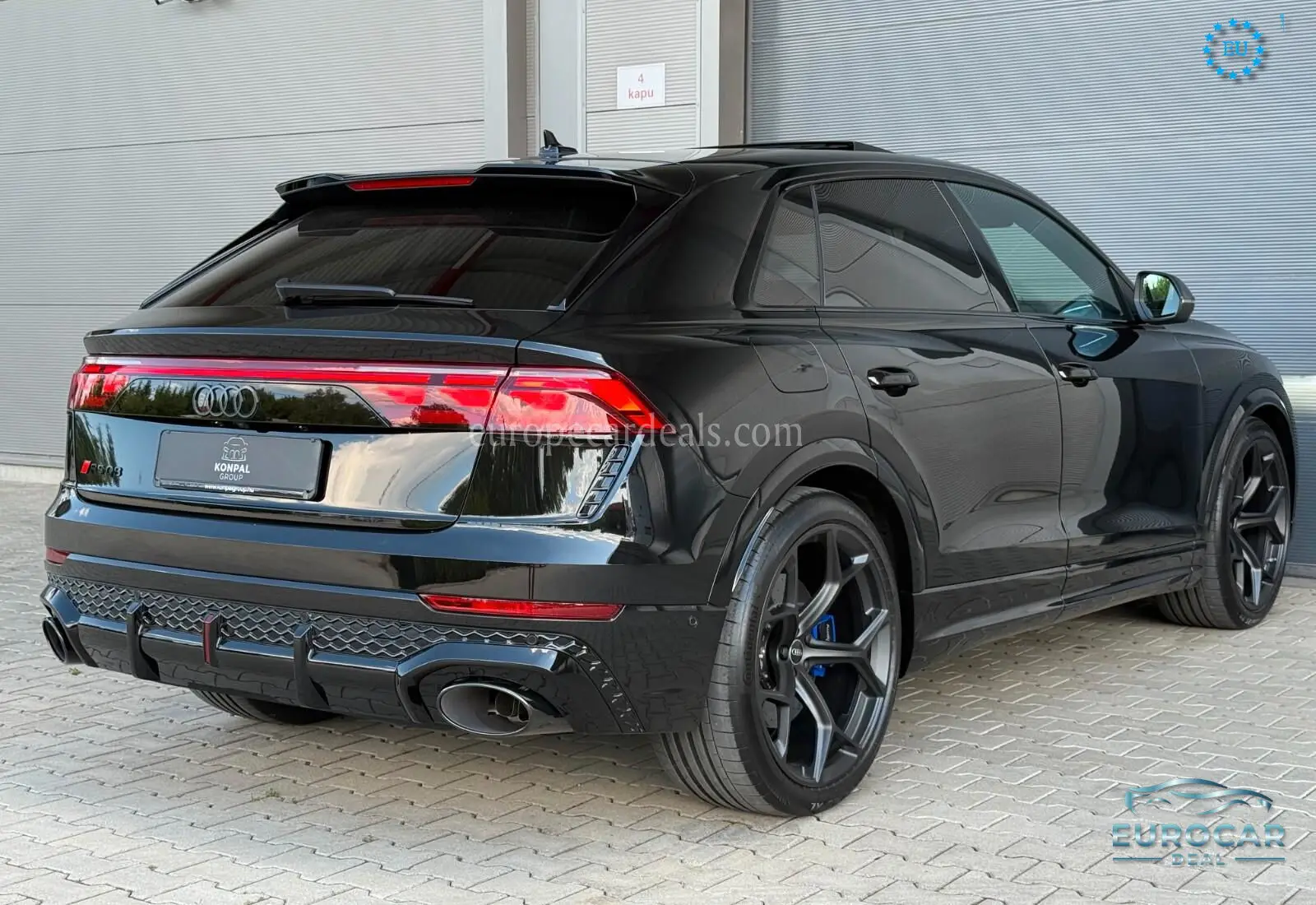Audi RSQ8